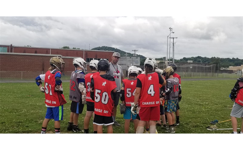 HoF Ryan Powell with campers